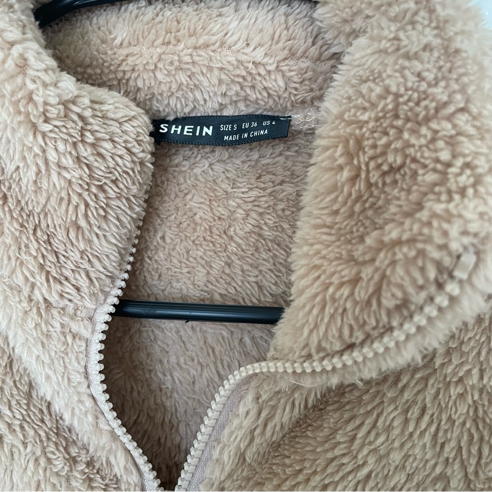 Shein jacket - Picture 4 of 4